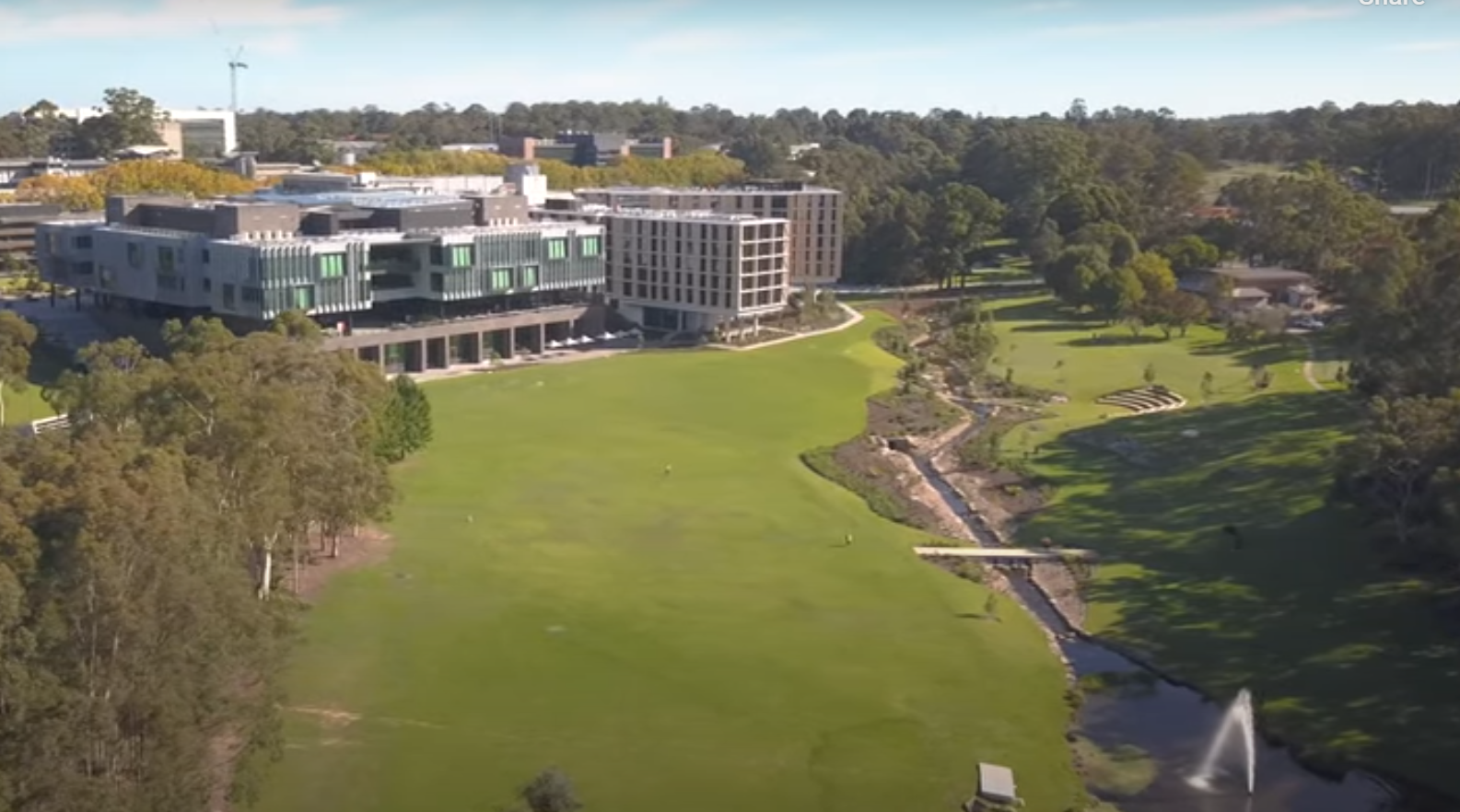 Macquarie Uni